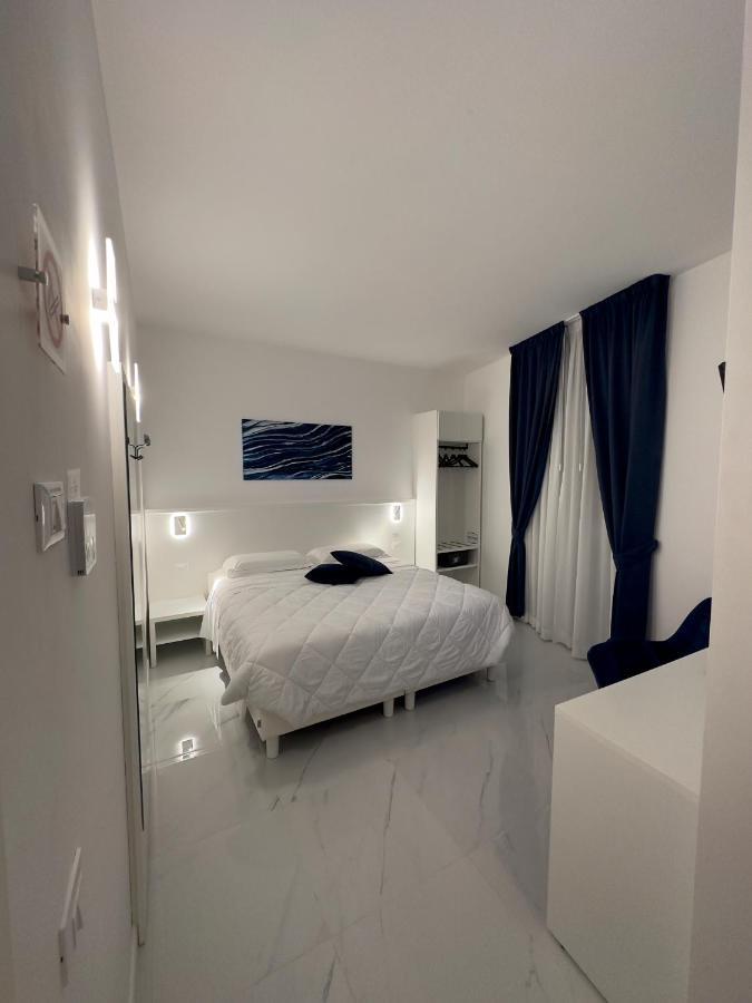 Hotel Smart Cruise Civitavecchia Eksteriør billede