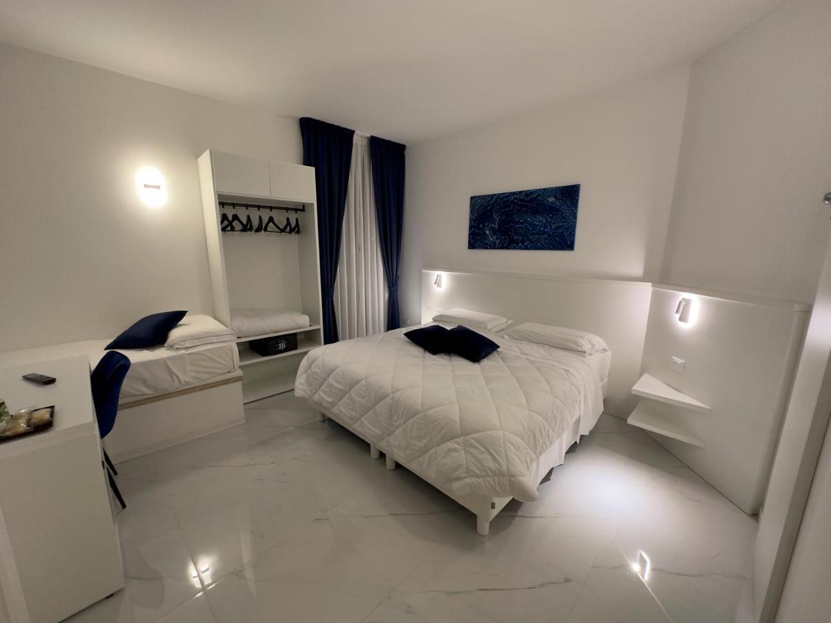 Hotel Smart Cruise Civitavecchia Eksteriør billede
