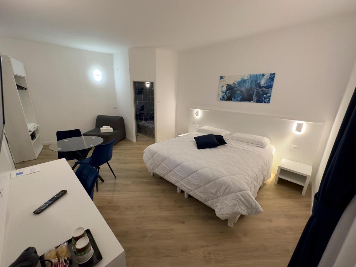Hotel Smart Cruise Civitavecchia Eksteriør billede