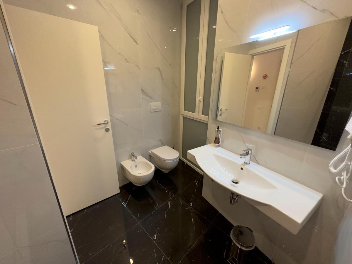 Hotel Smart Cruise Civitavecchia Eksteriør billede