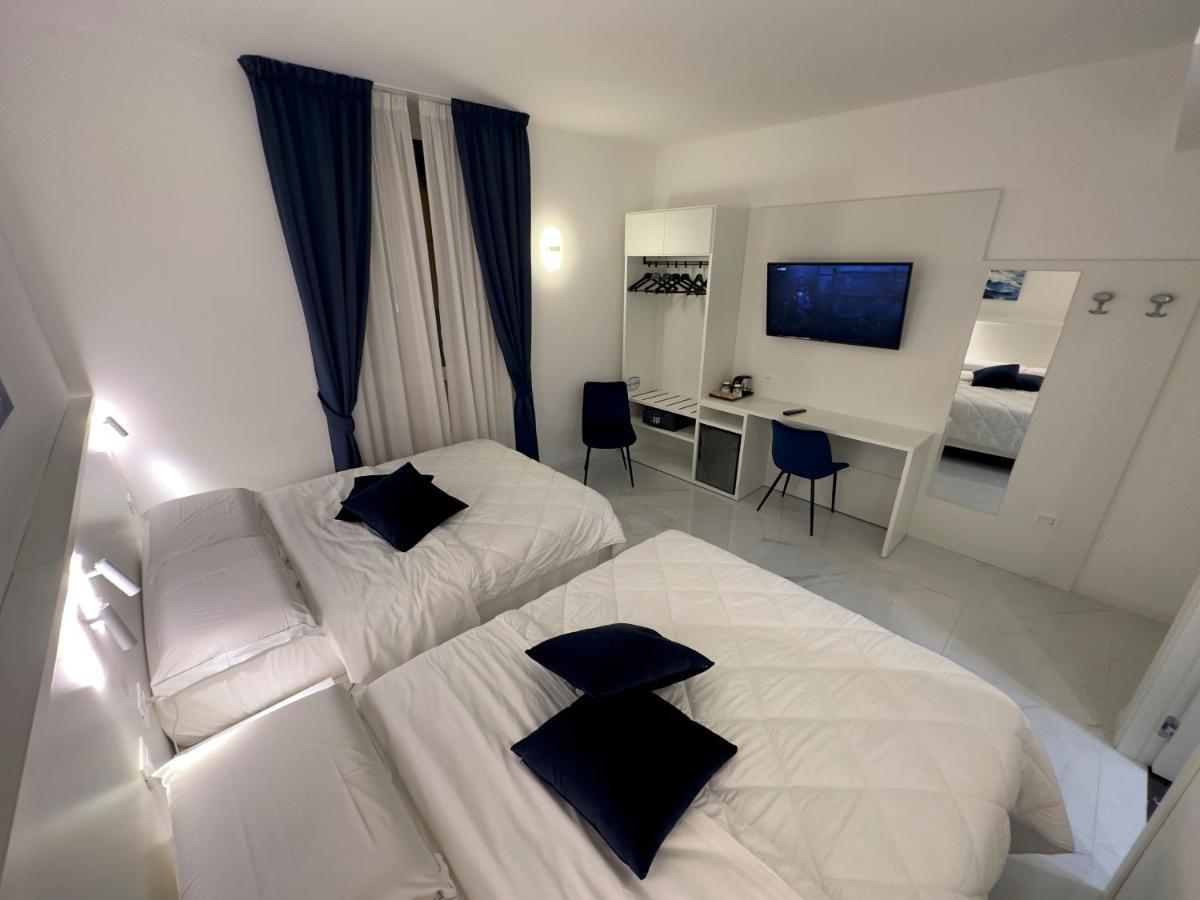 Hotel Smart Cruise Civitavecchia Eksteriør billede
